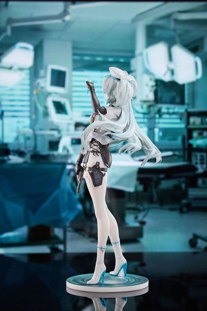 [PRZEDSPRZEDAŻ] Girls´ Frontline 2: Exilium Florence PVC Statue 1/6 Enchanting White Feather 26 cm