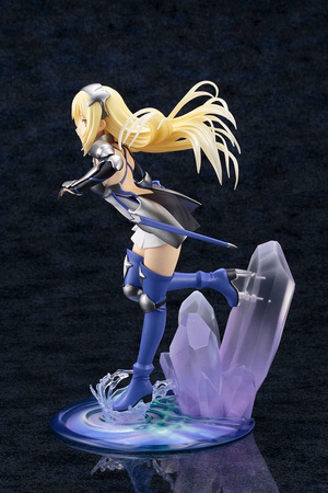 [PRZEDSPRZEDAŻ] Sword Oratoria: Is it Wrong to Try to Pick Up Girls in a Dungeon? On the Side PVC Statue 1/7 Ais Wallenstein 24 cm