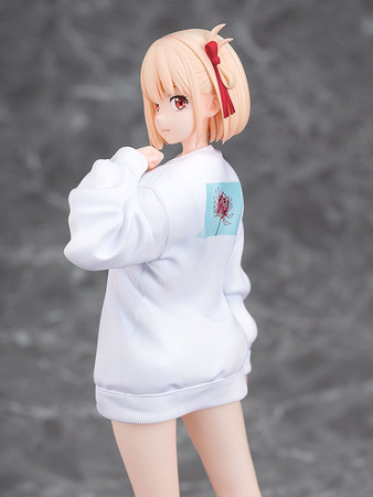 [PRZEDSPRZEDAŻ] Lycoris Recoil PVC Statue 1/7 Chisato Nishikigi: Oversized Sweatshirt Ver. 25 cm