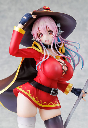 [PRZEDSPRZEDAŻ] Super Sonico x Konosuba PVC Statue 1/7 Super Sonico Megumin collaboration Ver. 25 cm