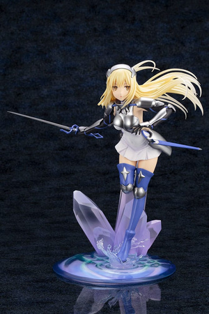 [PRZEDSPRZEDAŻ] Sword Oratoria: Is it Wrong to Try to Pick Up Girls in a Dungeon? On the Side PVC Statue 1/7 Ais Wallenstein 24 cm